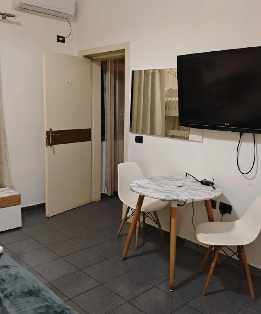 Center Elite Hotel Tirana 0*,
